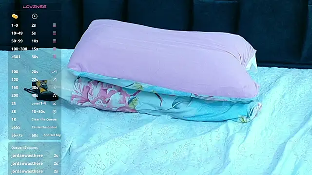 hornybarelylegalgirl online show from 03-09-26, 12:14