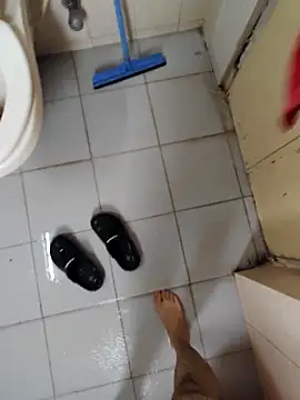 Snapshot of KeepCummingForYou73 chatting on 11-05-25, 07:08 KeepCummingForYou73 online show from 11-05-25, 07:08