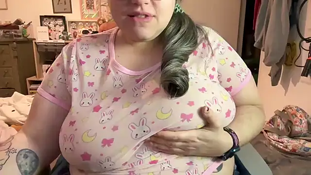 MimiParis online show from 01-06-25, 04:23