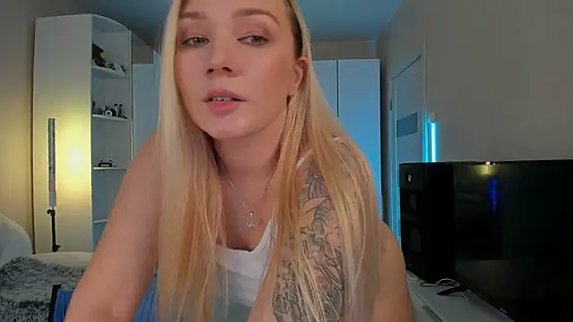 Snapshot of 1AlexaGoddess3 chatting on 12-21-24, 09:12 1AlexaGoddess3 online show from 12-21-24, 09:12