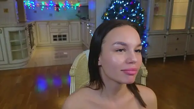 Snapshot of UdelaAshfield chatting on 01-06-25, 11:42 UdelaAshfield online show from 01-06-25, 11:42