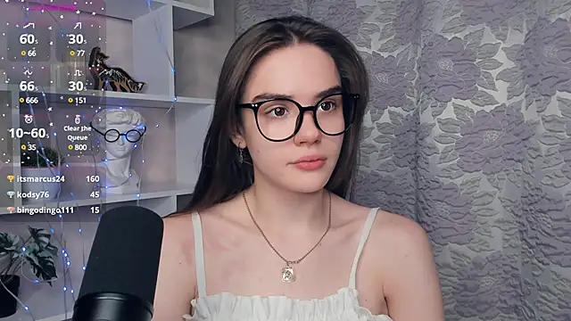 Snapshot of BlissDodd chatting on 02-08-25, 12:38 BlissDodd online show from 02-08-25, 12:38