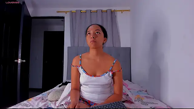 NAHOMI MILLER online show from 03-07-25, 04:35