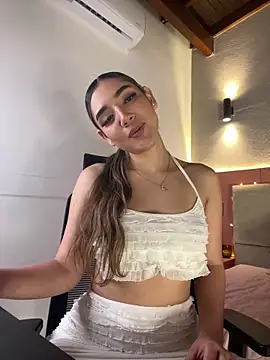 AniiRose online show from 10-14-25, 01:28