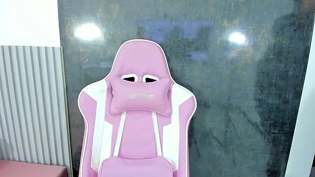 Snapshot of lana_boomer chatting on 09-11-25, 08:31 lana boomer online show from 09-11-25, 08:31