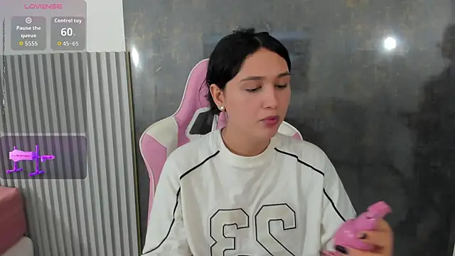 Snapshot of lana_boomer chatting on 11-25-25, 08:09 lana boomer online show from 11-25-25, 08:09