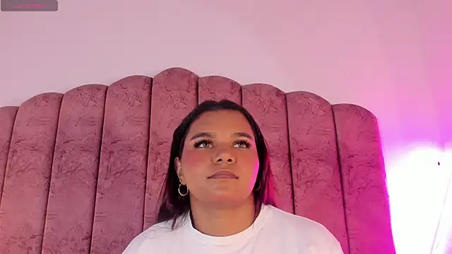 Carolina Evanss online show from 12-18-25, 03:56