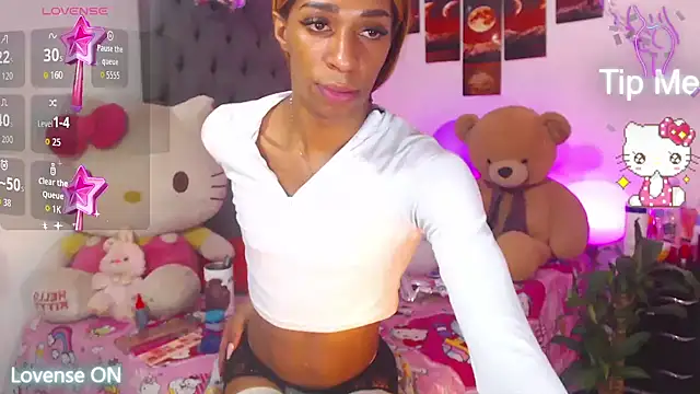 lucianadolll online show from 04-24-26, 01:19