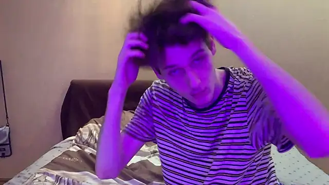 cutie guys online show from 12-31-24, 04:57