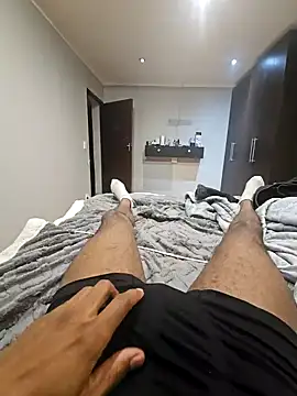 Snapshot of blacksexyg chatting on 12-23-24, 10:12 blacksexyg online show from 12-23-24, 10:12