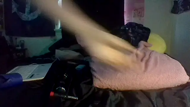 ATwinkie online show from 02-22-25, 12:51