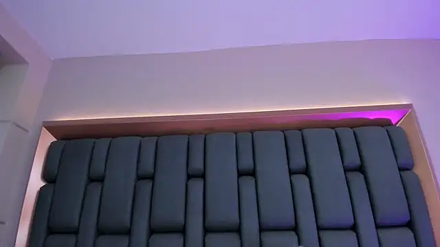 MadissonRey online show from 03-10-25, 07:07