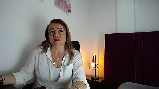 Lupiita223 online show from 02-27-25, 12:45