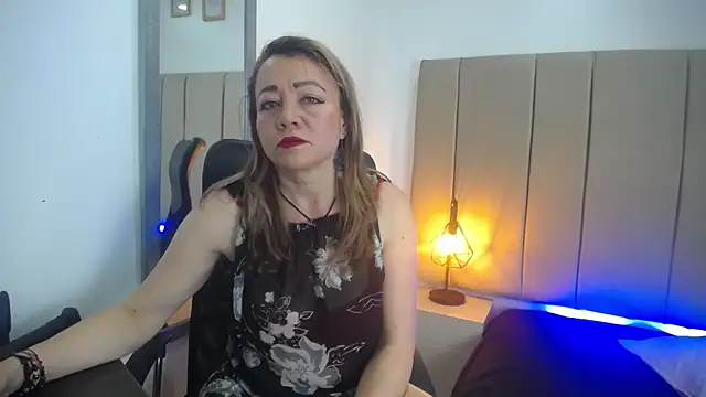 Lupiita223 online show from 03-05-25, 12:55