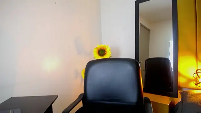 Lupiita223 online show from 02-04-26, 12:44