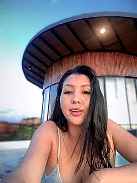 Snapshot of licky_lu chatting on 09-25-25, 10:46 licky lu online show from 09-25-25, 10:46