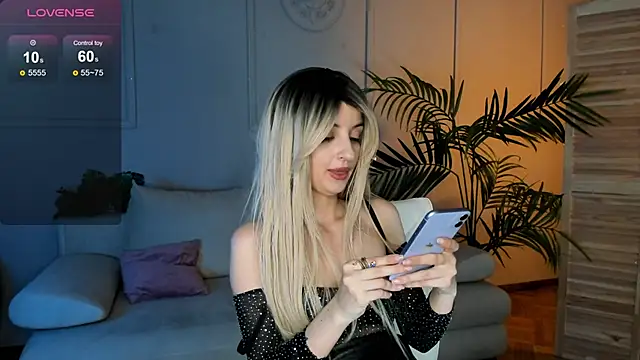 Katty Lights online show from 03-08-25, 01:17