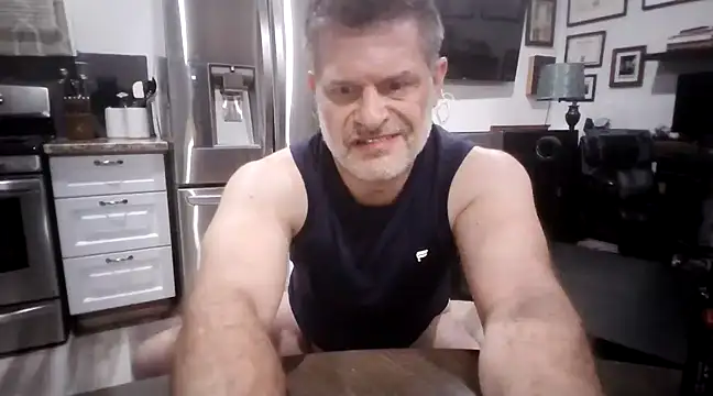 Snapshot of LARawAlways2 chatting on 03-21-25, 01:23 LARawAlways2 online show from 03-21-25, 01:23