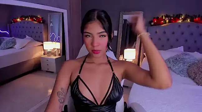 Snapshot of MadyLust chatting on 12-08-24, 06:01 MadyLust online show from 12-08-24, 06:01