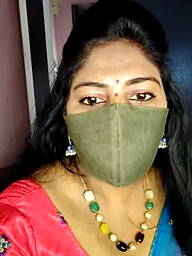 RomeoJuliet345 online show from 11-25-25, 07:52