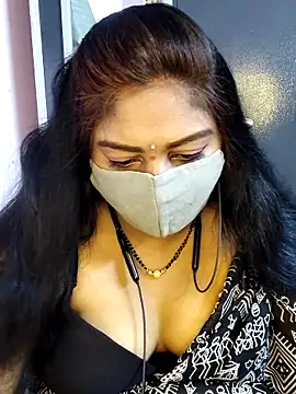 RomeoJuliet345 online show from 03-28-26, 10:04