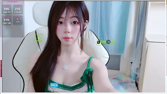 Snapshot of xiyao1314 chatting on 05-04-26, 12:12 xiyao1314 online show from 05-04-26, 12:12