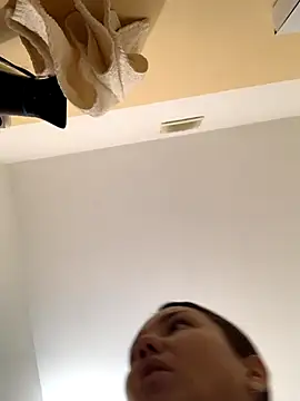 Snapshot of MiraMiss chatting on 11-24-25, 07:30 MiraMiss online show from 11-24-25, 07:30