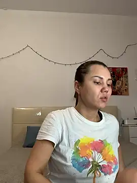 Snapshot of MiraMiss chatting on 12-01-25, 07:24 MiraMiss online show from 12-01-25, 07:24