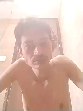 Snapshot of jenilmax chatting on 01-28-25, 08:25 jenilmax online show from 01-28-25, 08:25