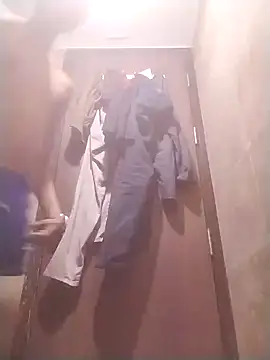 Snapshot of jenilmax chatting on 02-14-25, 01:29 jenilmax online show from 02-14-25, 01:29