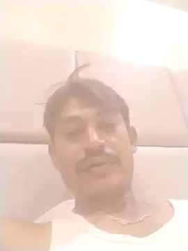 Snapshot of jenilmax chatting on 09-13-25, 06:29 jenilmax online show from 09-13-25, 06:29