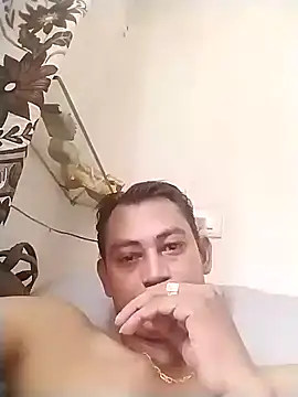 Snapshot of jenilmax chatting on 10-23-25, 09:08 jenilmax online show from 10-23-25, 09:08