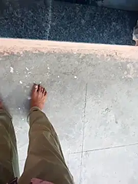 Snapshot of PracticalGum40 chatting on 11-27-25, 02:13 PracticalGum40 online show from 11-27-25, 02:13