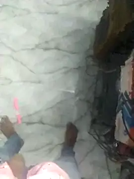 Snapshot of PracticalGum40 chatting on 11-27-25, 05:15 PracticalGum40 online show from 11-27-25, 05:15