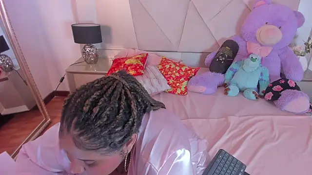 RAVENDIPAUL online show from 12-27-24, 10:16