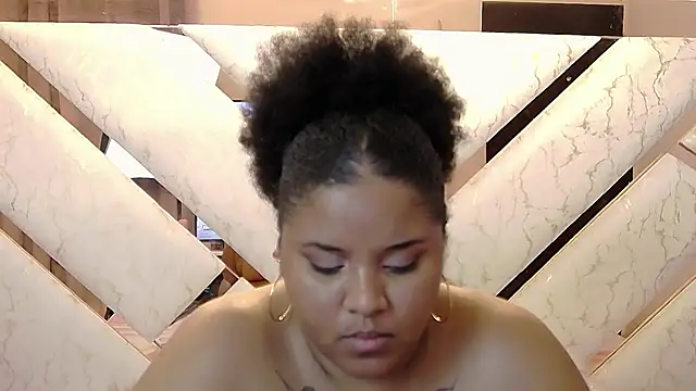 Snapshot of RAVENDIPAUL chatting on 03-23-25, 07:31 RAVENDIPAUL online show from 03-23-25, 07:31