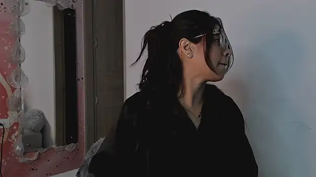 Jonness Isa  online show from 04-26-26, 12:58