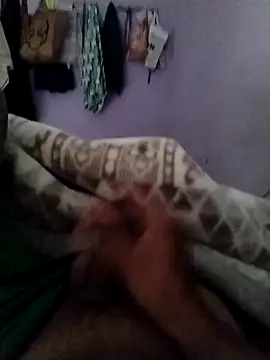 Snapshot of Noname333u chatting on 12-15-25, 07:12 Noname333u online show from 12-15-25, 07:12