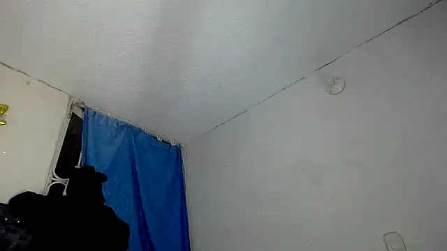 Queenjenn   online show from 12-20-24, 04:20