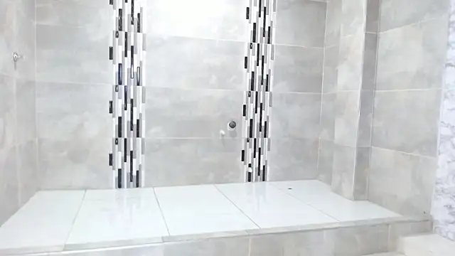 Snapshot of Candy_Bony chatting on 12-17-25, 03:12 Candy Bony online show from 12-17-25, 03:12