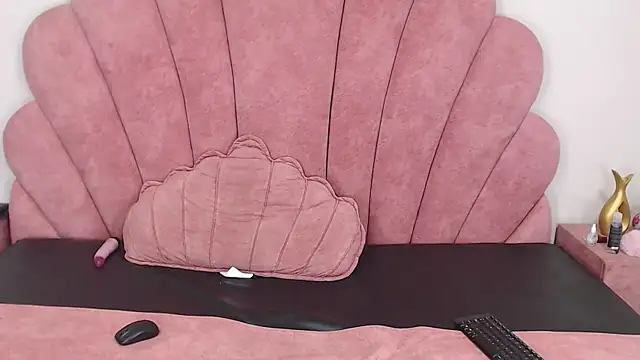 Candy Bony online show from 07-23-26, 01:31