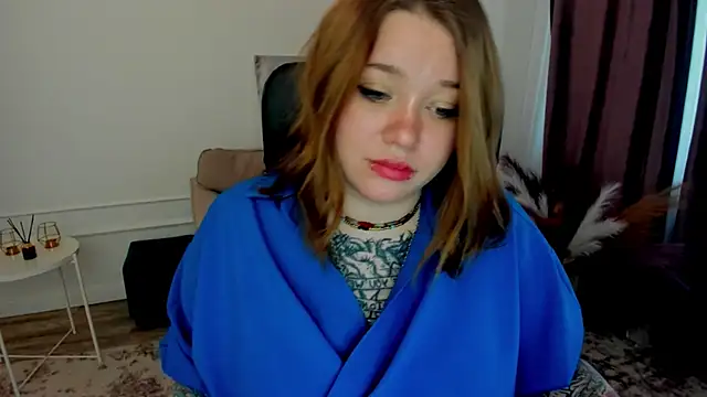 MoonLghte online show from 02-02-25, 07:41