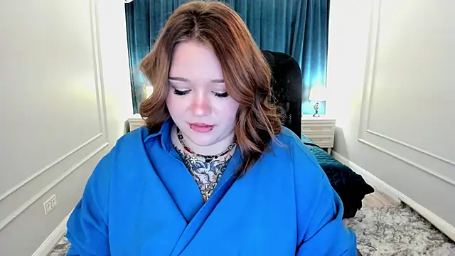 MoonLghte online show from 02-06-25, 08:02