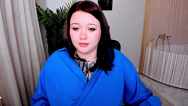 MoonLghte online show from 03-18-25, 06:48