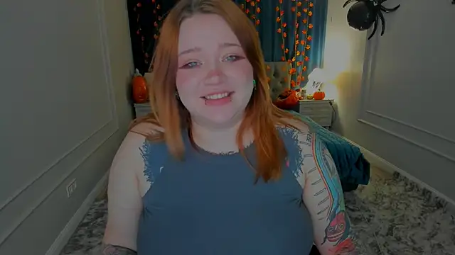 MoonLghte online show from 10-29-25, 07:37