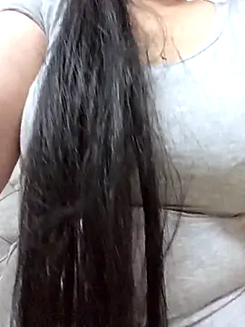 Snapshot of big_yoyo chatting on 11-27-25, 12:51 big yoyo online show from 11-27-25, 12:51