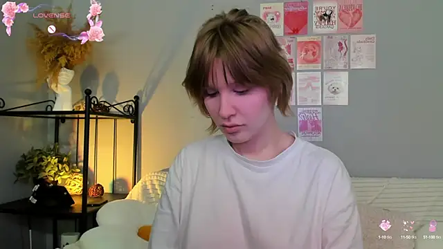 EvaStevs online show from 03-09-25, 04:44