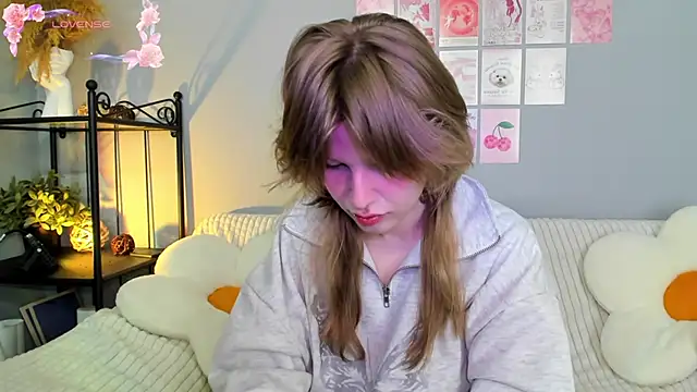 EvaStevs online show from 03-16-25, 06:20