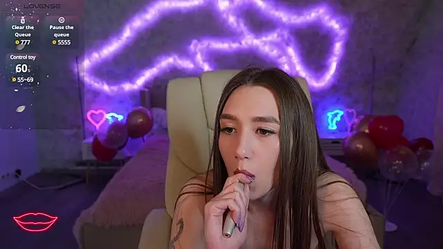 AnittaRays online show from 02-17-25, 06:31