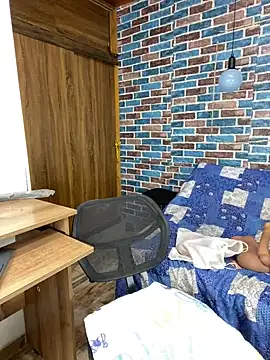 Snapshot of sweet_kitty0110 chatting on 12-21-24, 11:02 sweet kitty0110 online show from 12-21-24, 11:02